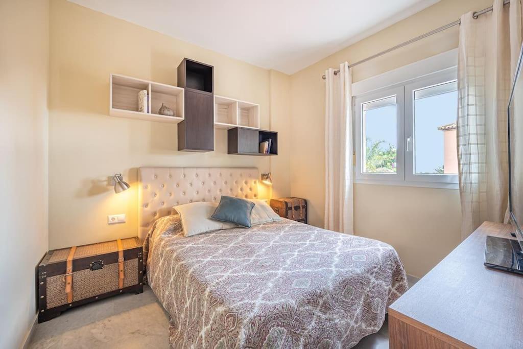 Holiday home House - 8 Persons-pool Heater-wifi Marbella
