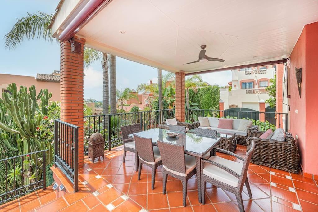 House - 8 Persons-pool Heater-wifi * Marbella